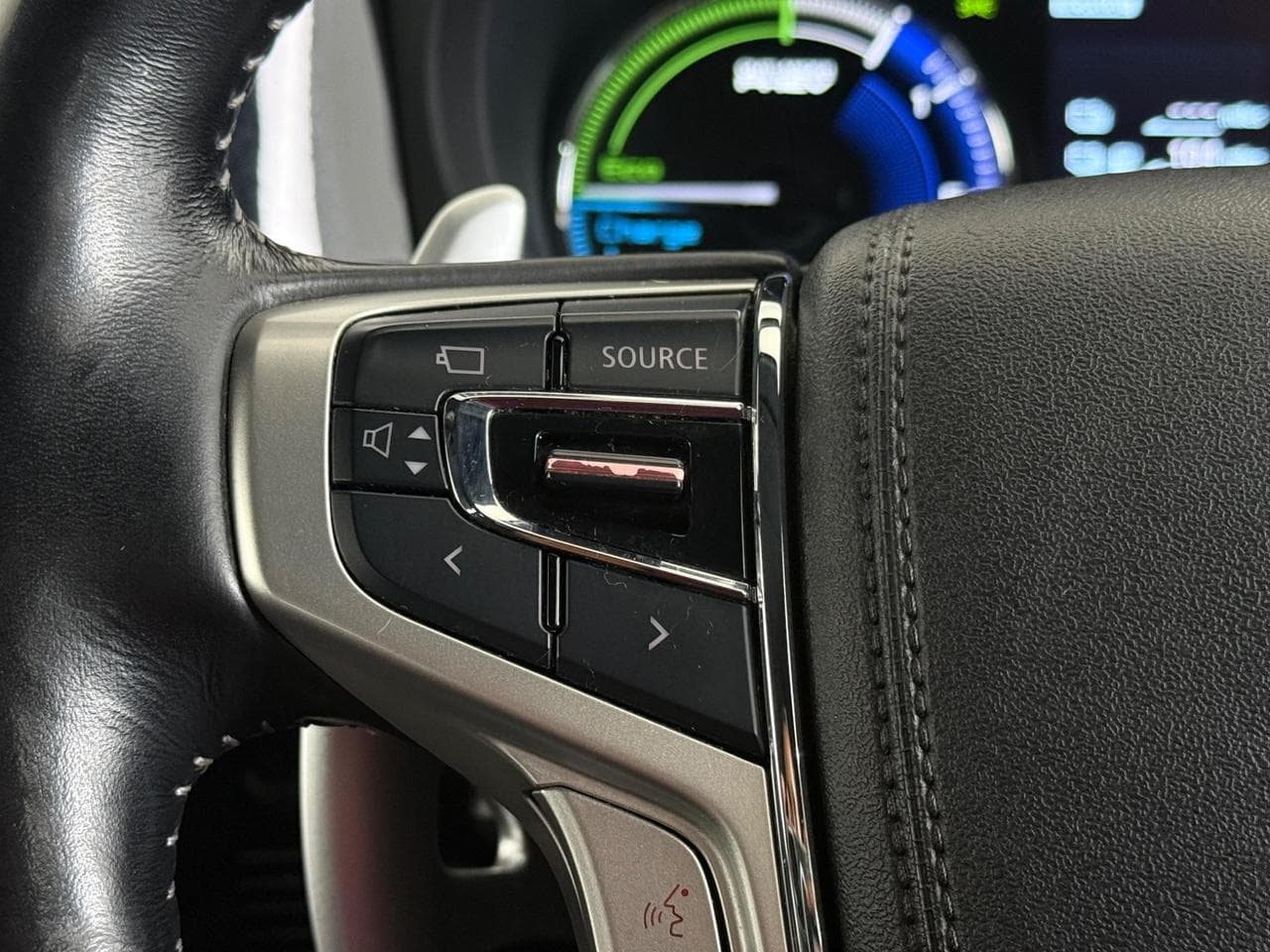 MITSUBISHI Outlander thumbnail Misc Controls