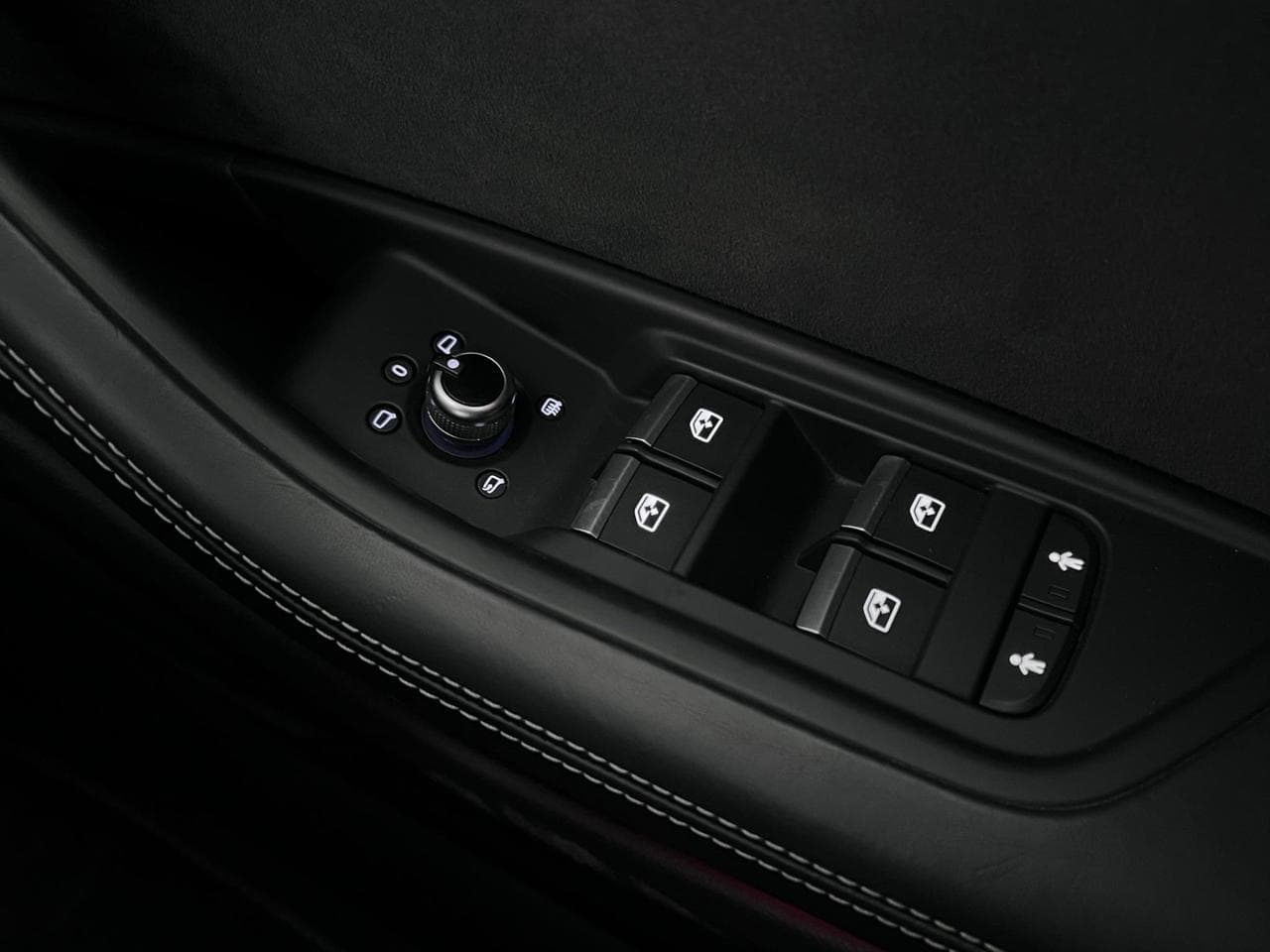 AUDI A4 thumbnail Misc Controls