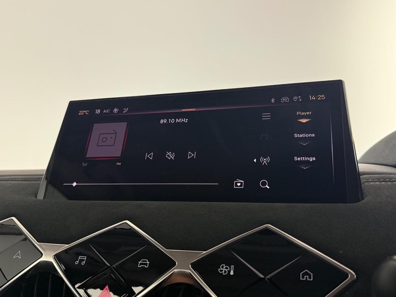 DS 3 thumbnail Infotainment System