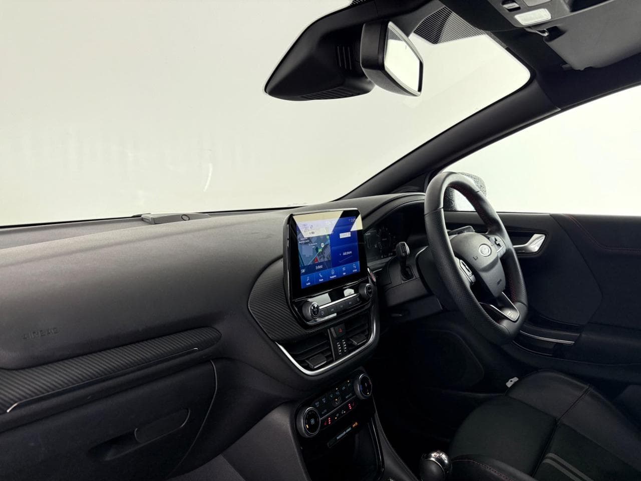 FORD Puma thumbnail Interior Front