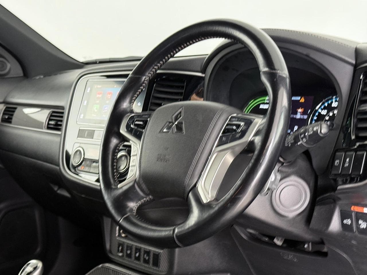 MITSUBISHI OUTLANDER thumbnail Inconclusive
