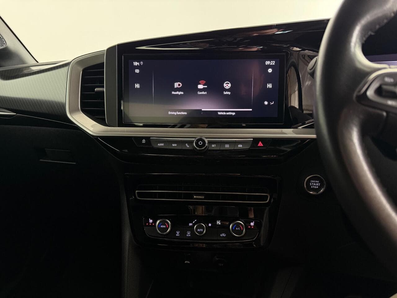 VAUXHALL Mokka thumbnail Infotainment System