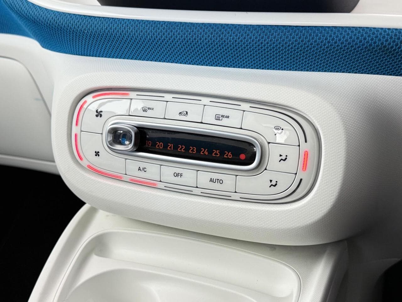 SMART fortwo thumbnail Misc Controls