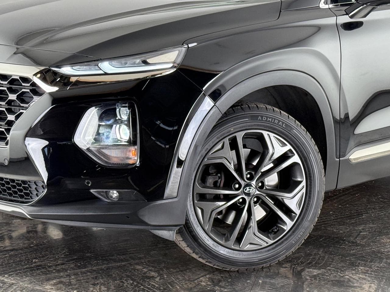 HYUNDAI Santa Fe thumbnail Wheel