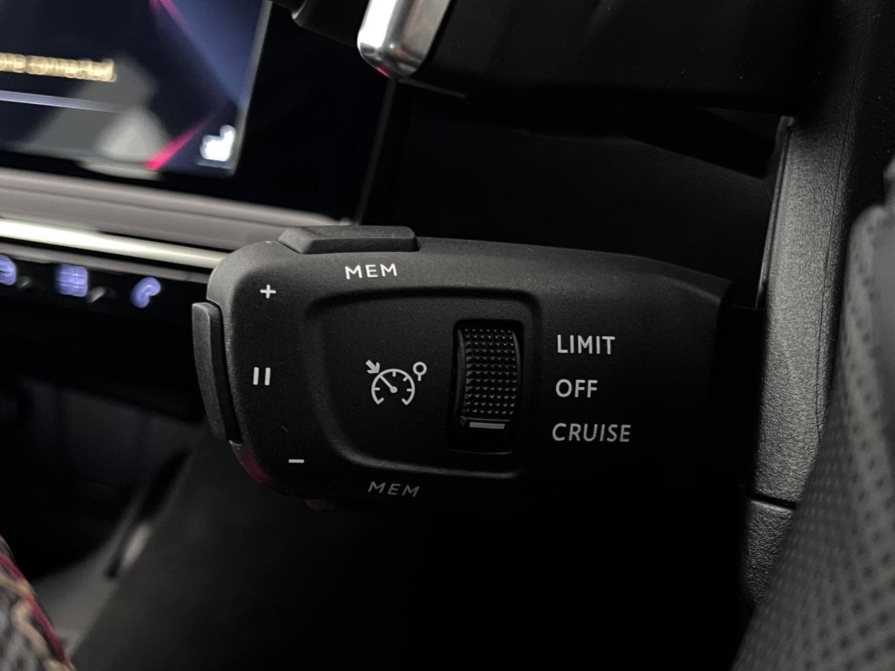 DS 7 Crossback thumbnail Misc Controls