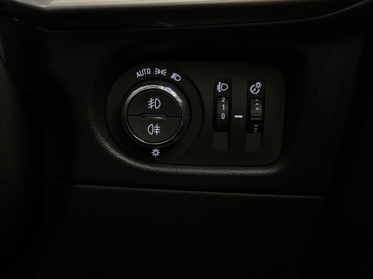 VAUXHALL Mokka thumbnail Misc Controls