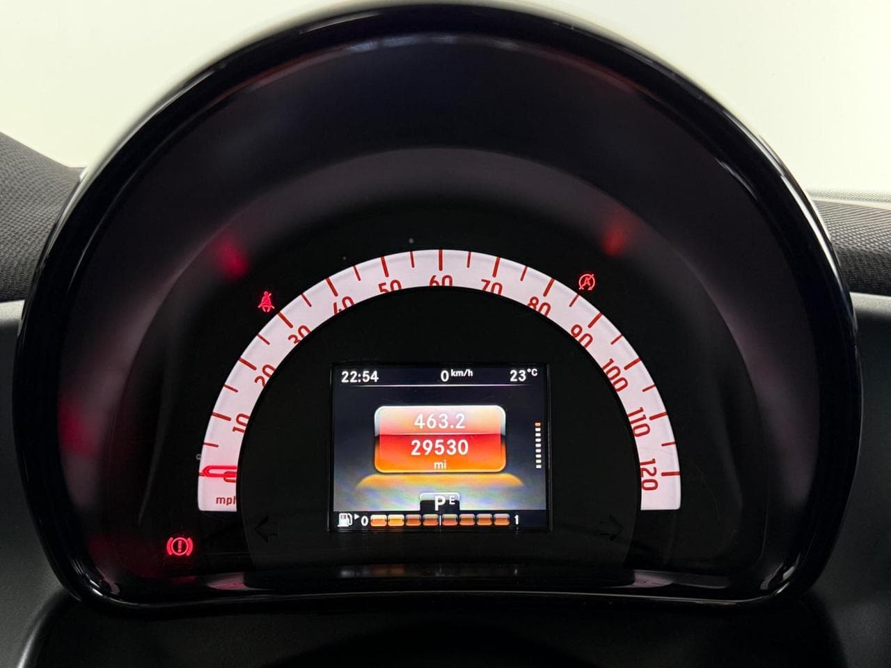 SMART forfour thumbnail Driver Instruments