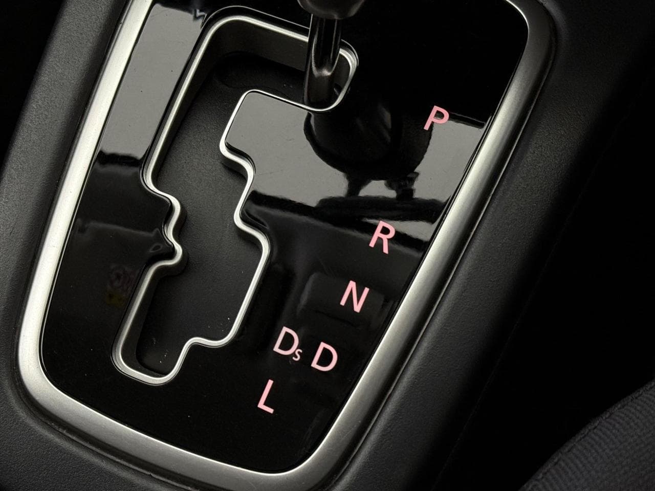 MITSUBISHI Mirage thumbnail Interior Front