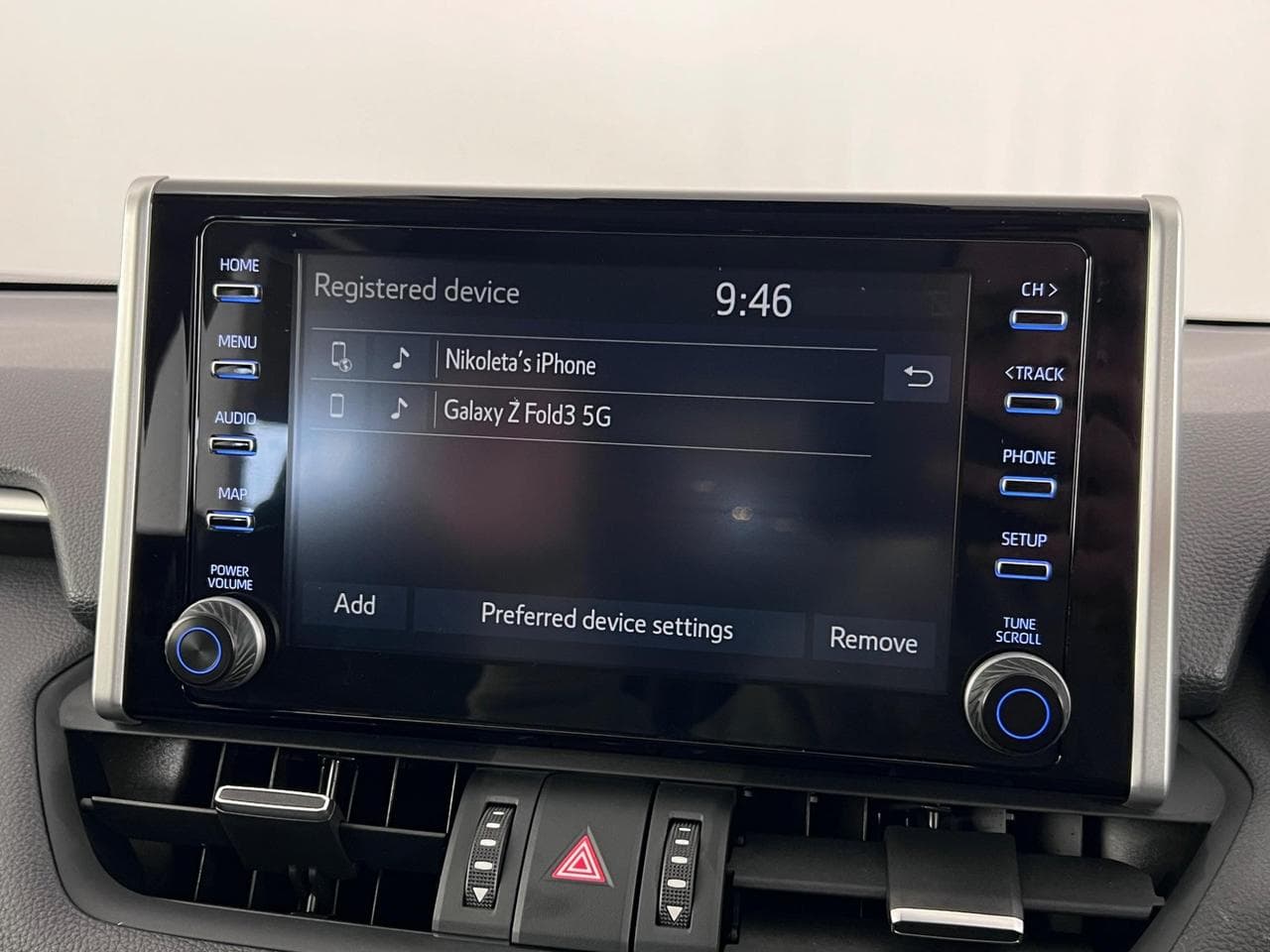 TOYOTA RAV4 thumbnail Infotainment System