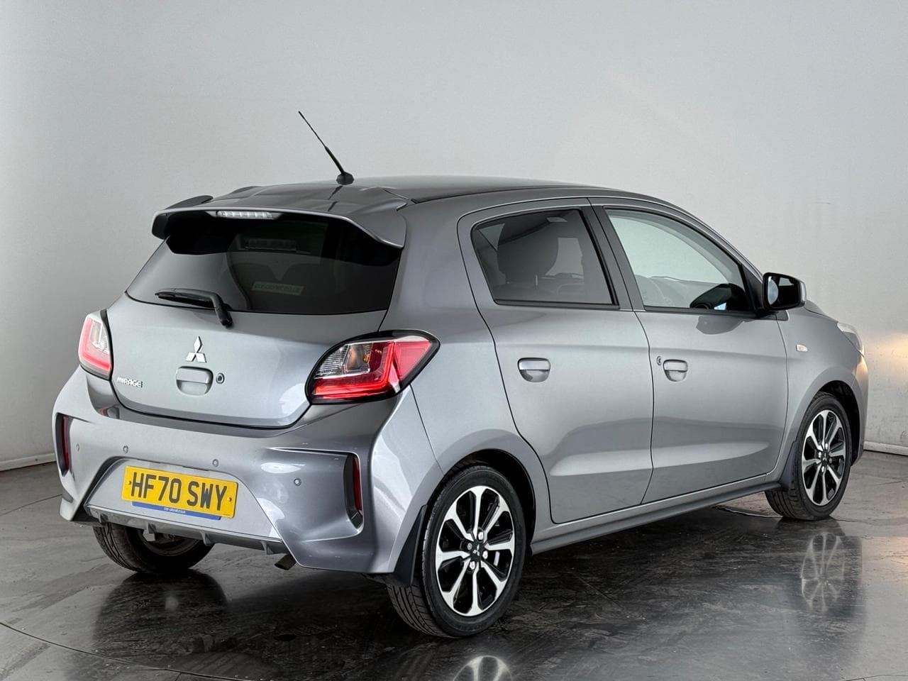 MITSUBISHI Mirage thumbnail Rear Right