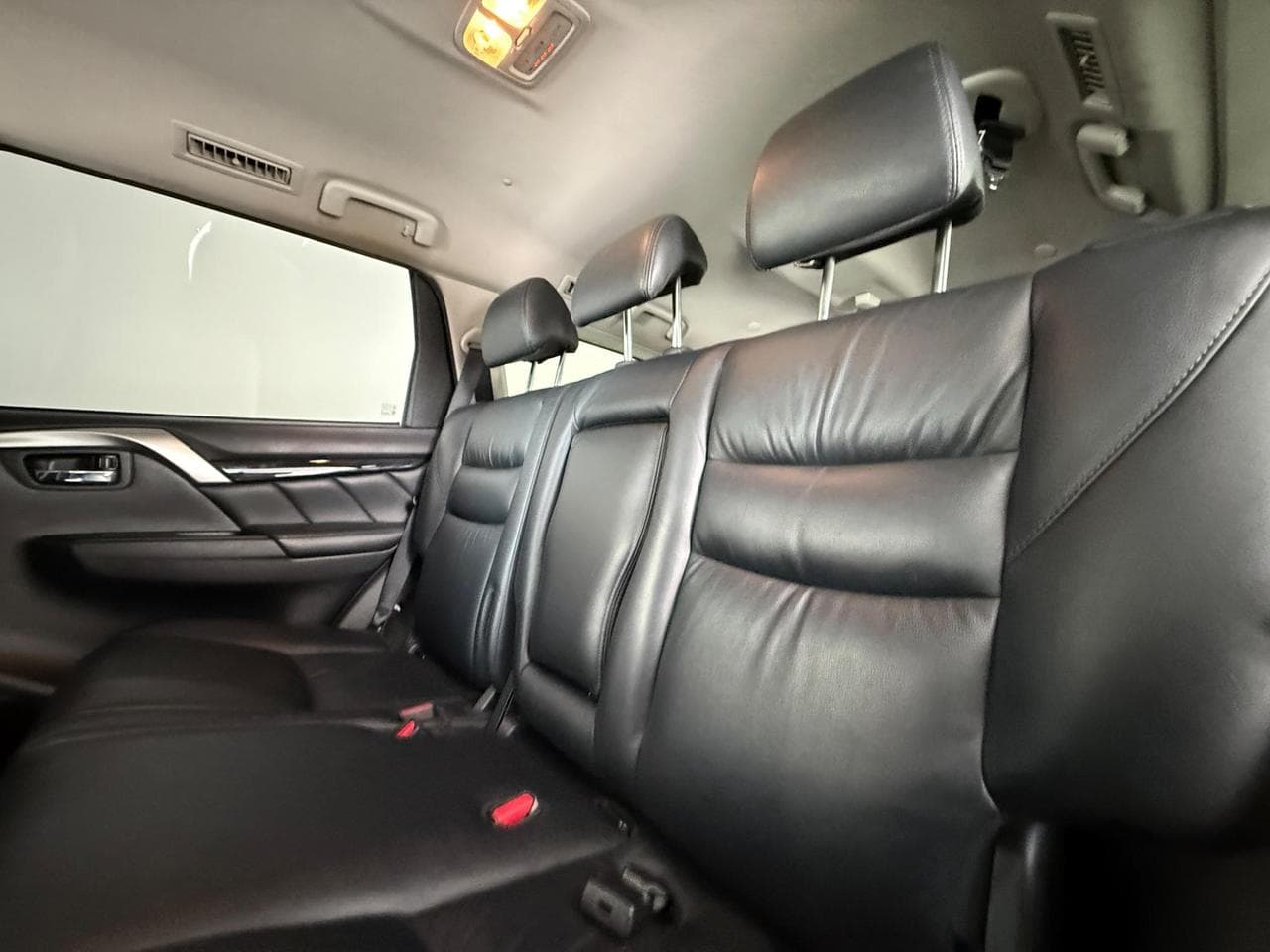 MITSUBISHI Shogun Sport thumbnail Seat Front Passenger