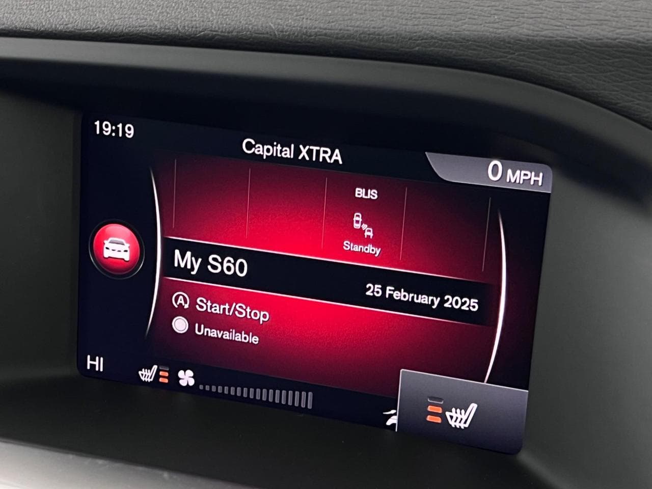 VOLVO S60 thumbnail Infotainment System