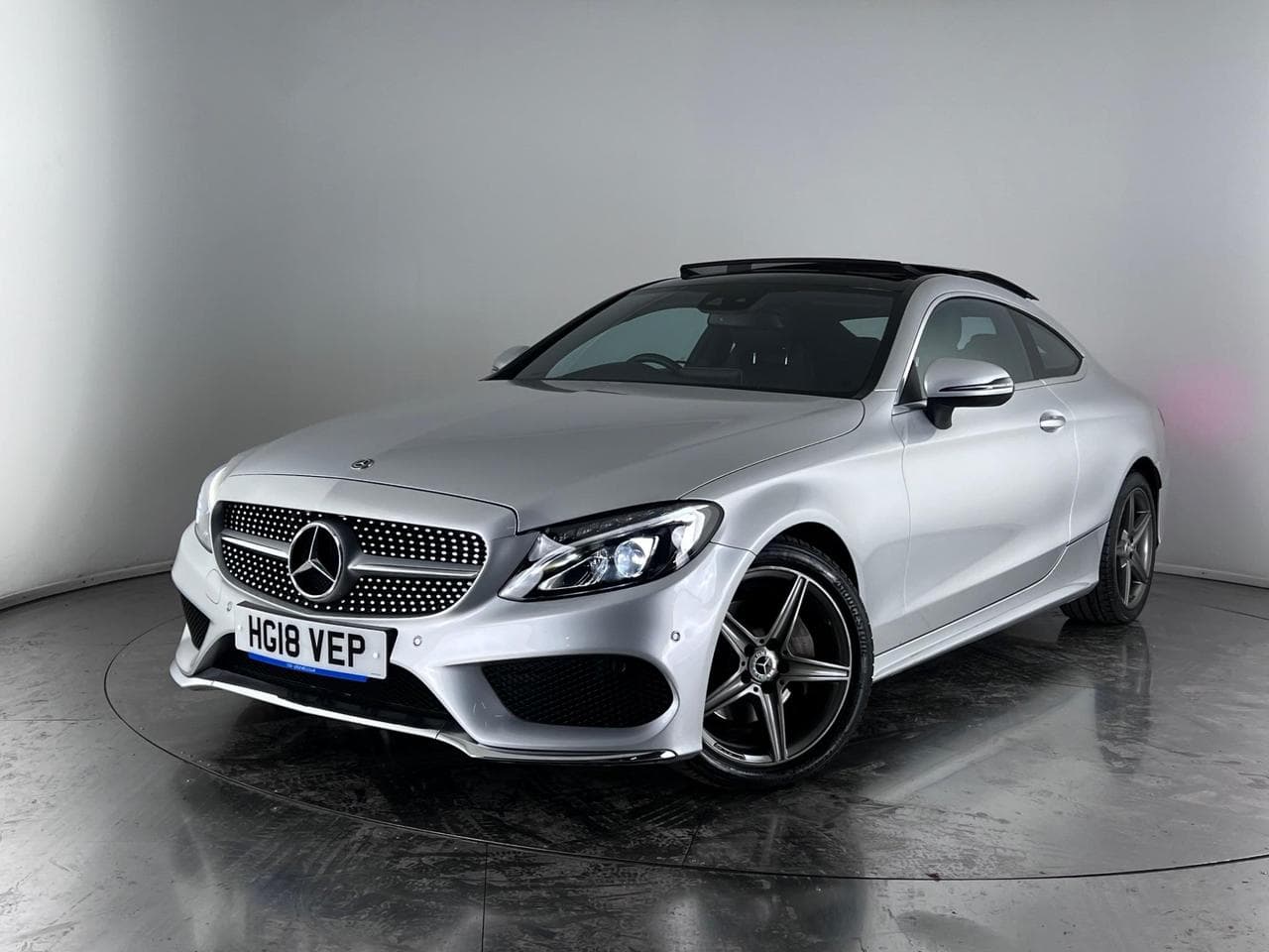 MERCEDES-BENZ C-Class thumbnail Front Left