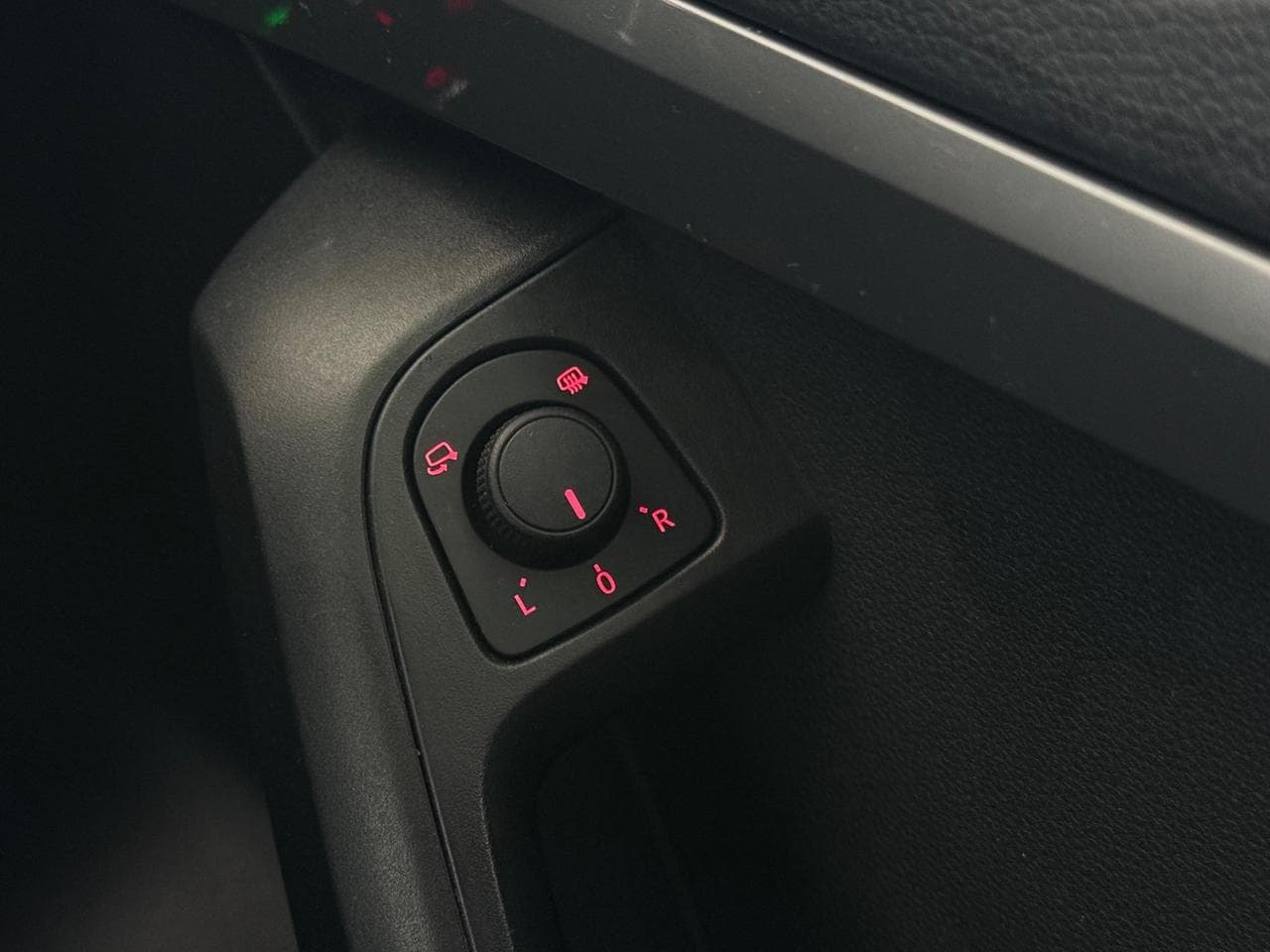 SEAT Ateca thumbnail Misc Controls