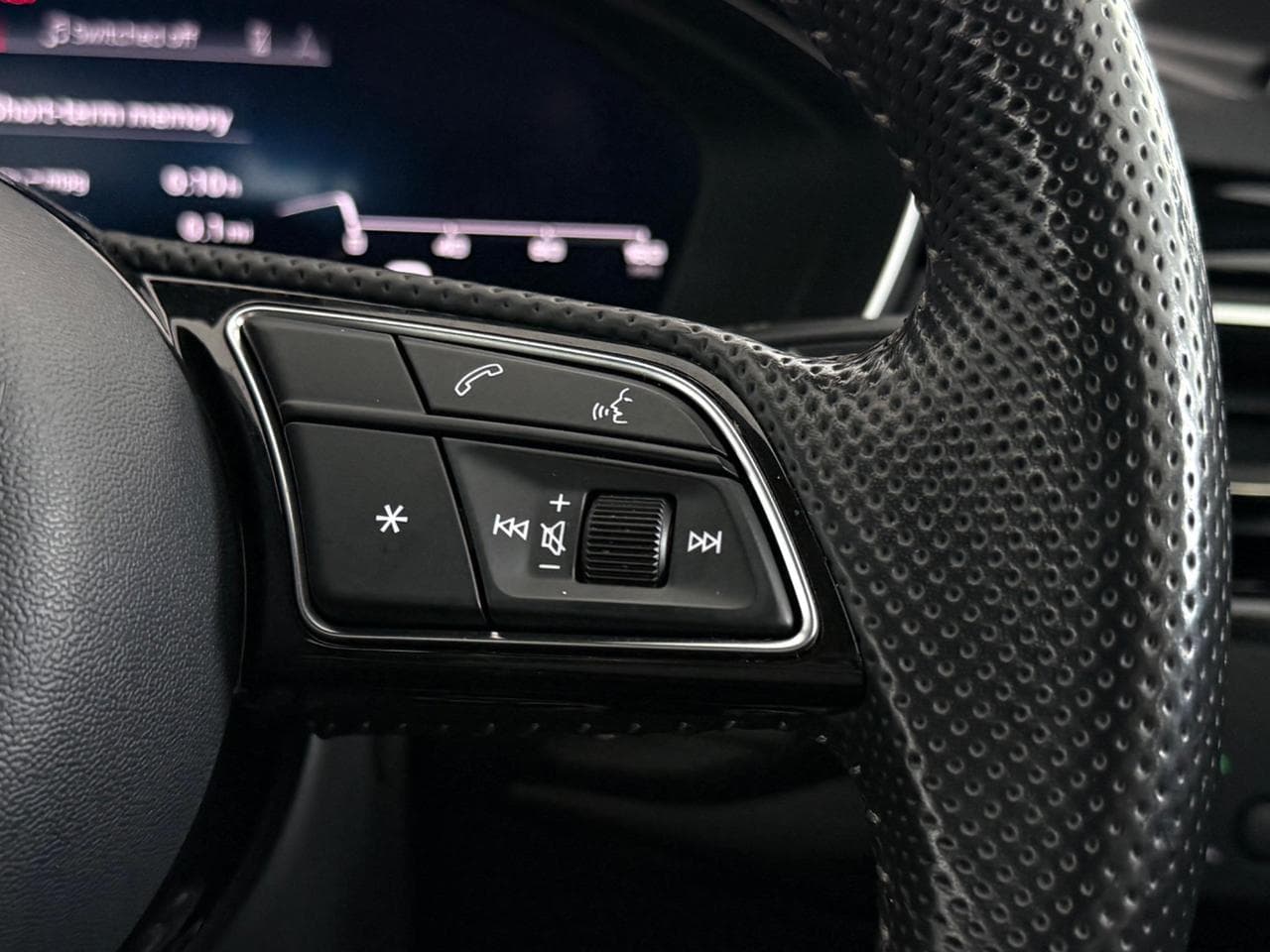 AUDI A4 thumbnail Misc Controls