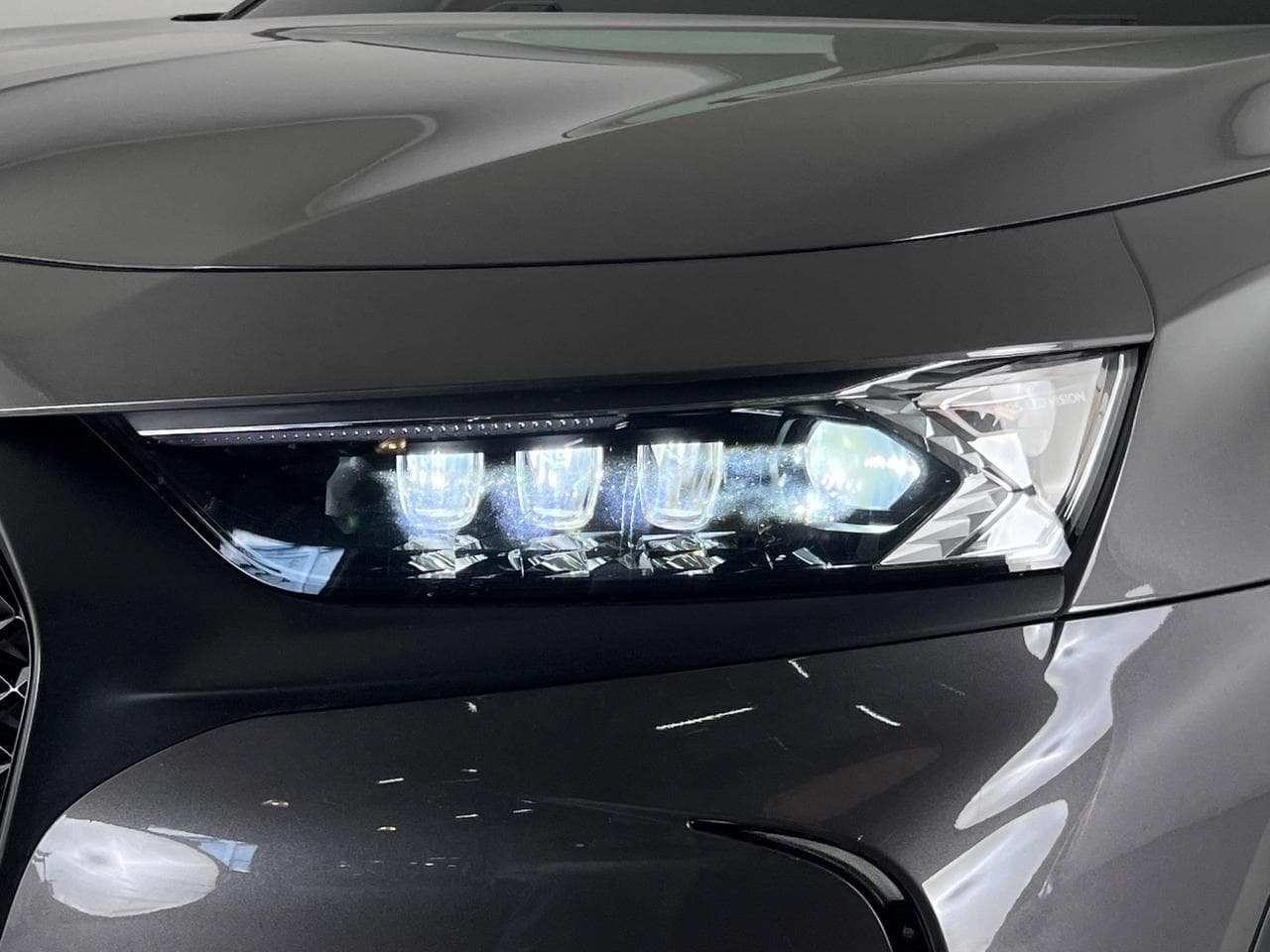 DS 7 Crossback thumbnail Infotainment System