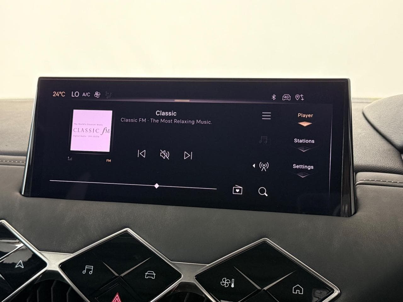 DS 3 thumbnail Infotainment System