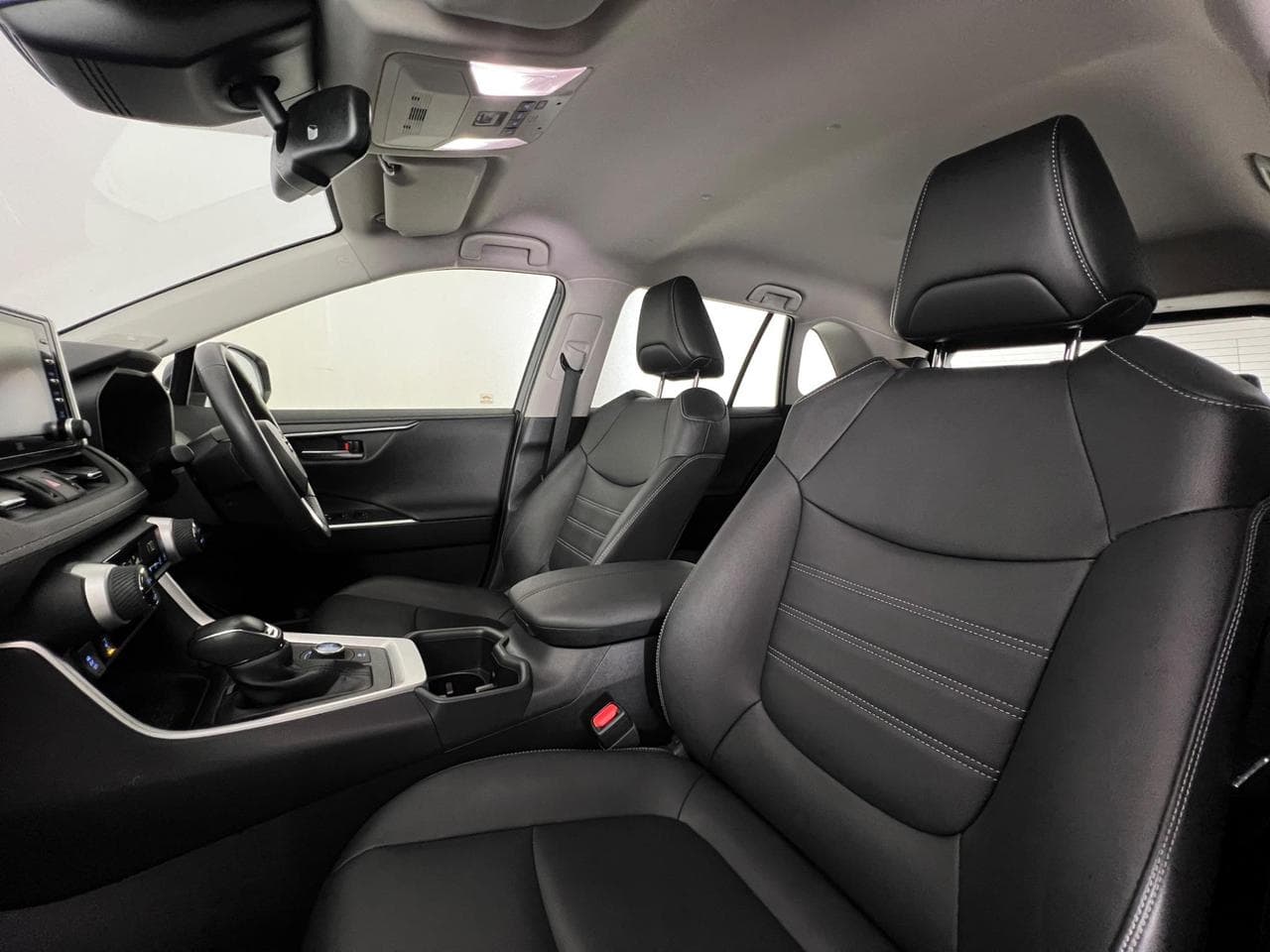 TOYOTA RAV4 thumbnail Seat Front Passenger