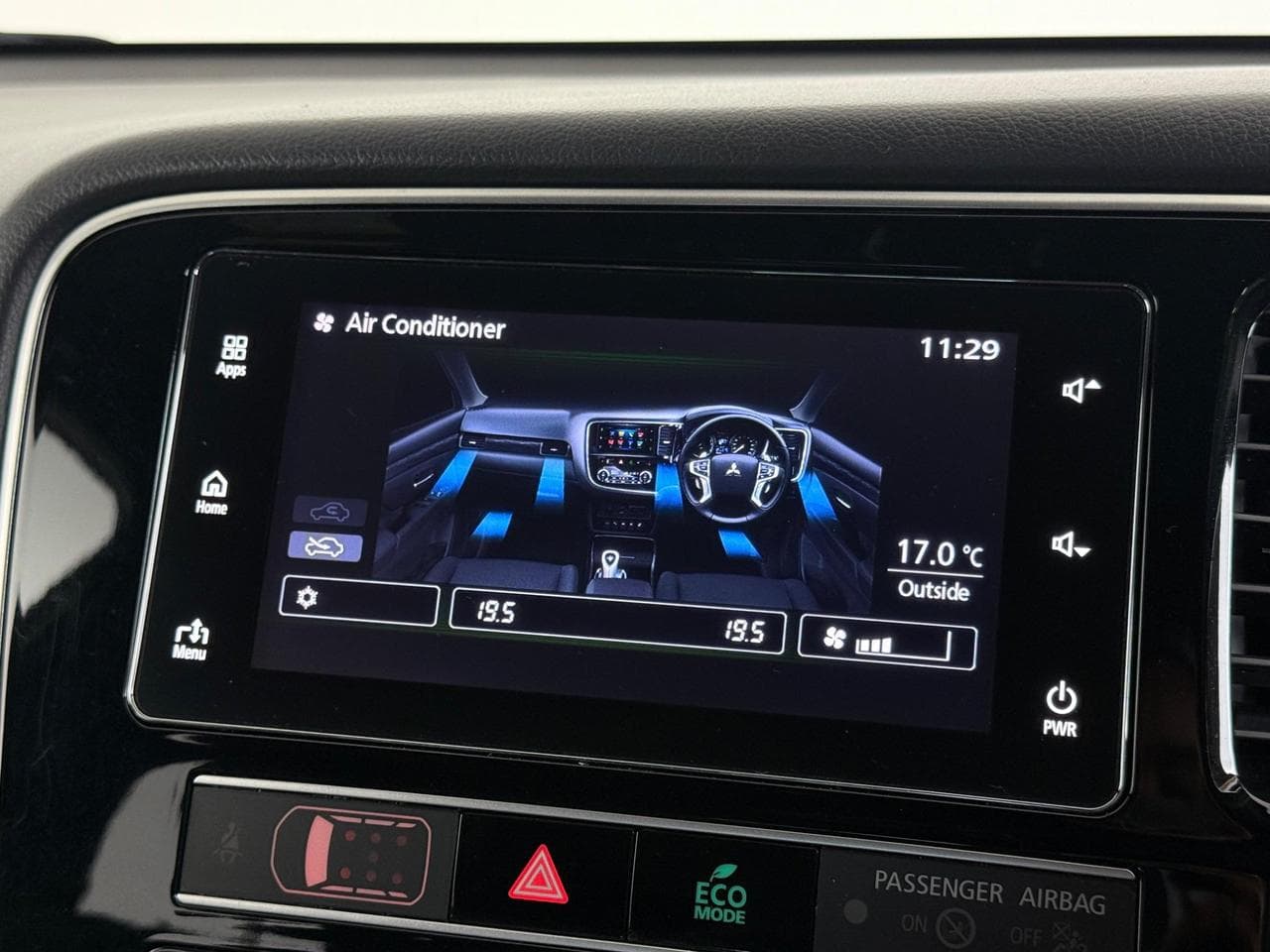 MITSUBISHI Outlander thumbnail Infotainment System