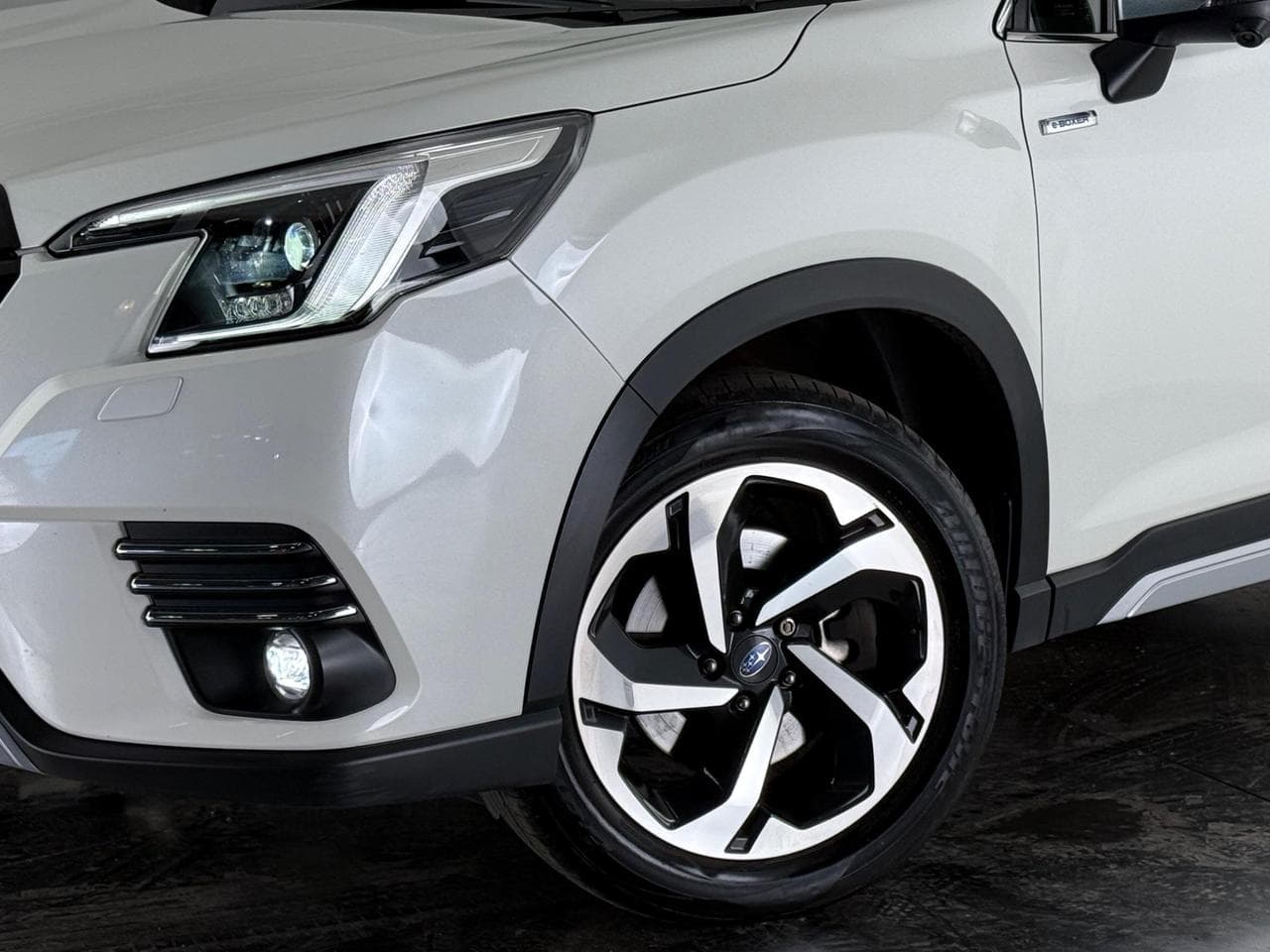 SUBARU Forester thumbnail Wheel