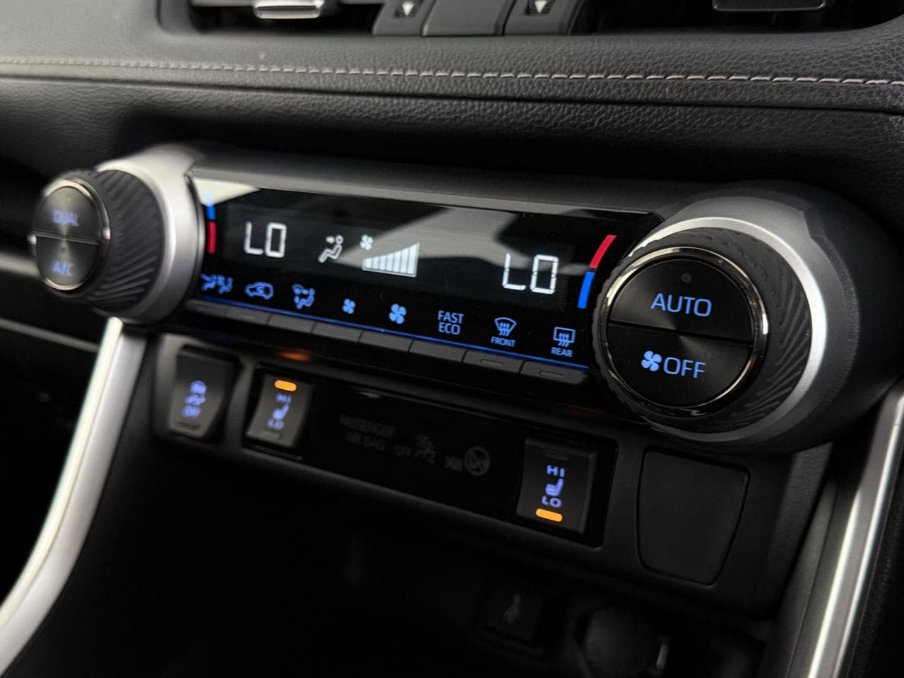 TOYOTA RAV4 thumbnail Misc Controls