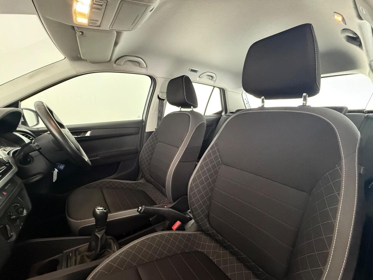 SKODA Fabia thumbnail Seat Front Passenger