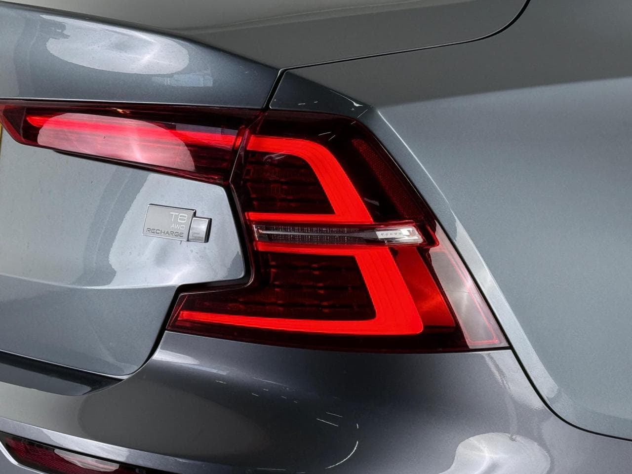 VOLVO S60 thumbnail Lights Rear