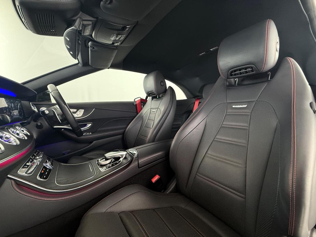 MERCEDES-BENZ E-Class thumbnail Seat Front Passenger
