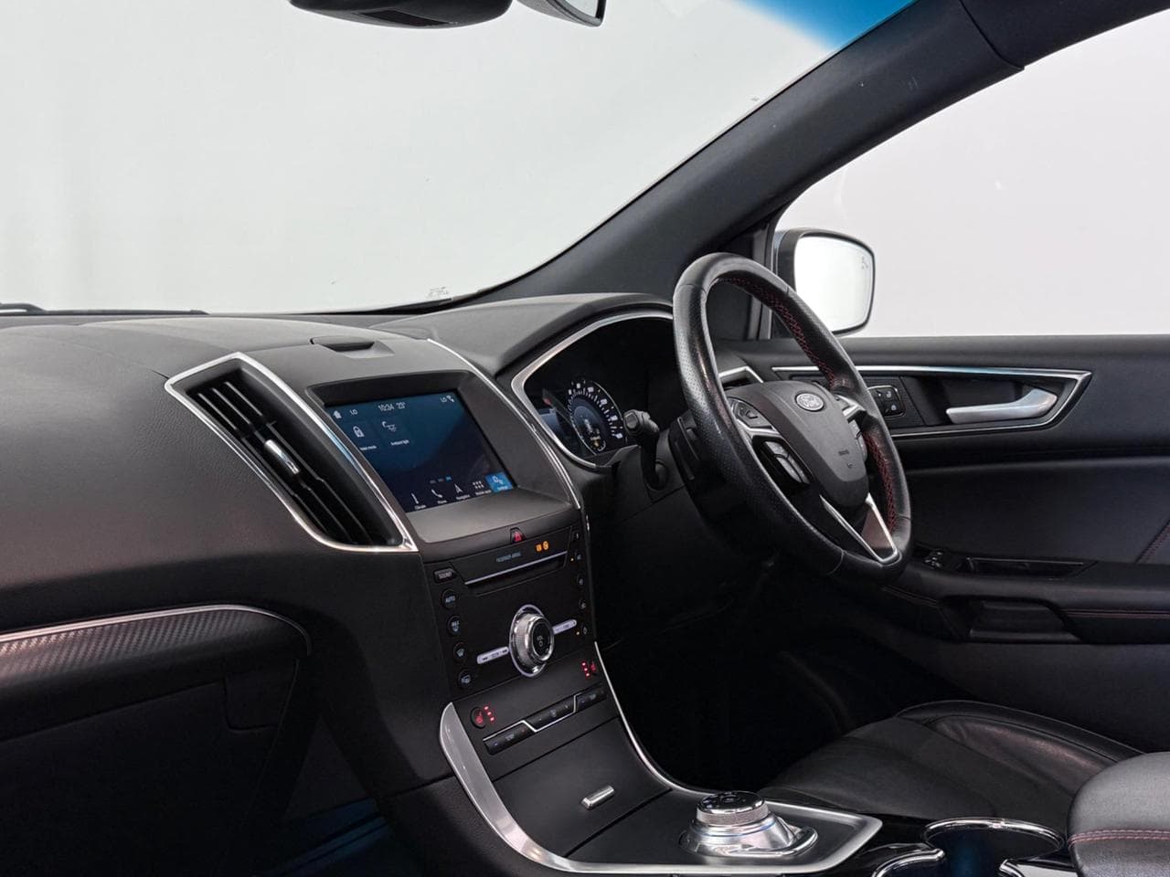 Ford Edge thumbnail Interior Front