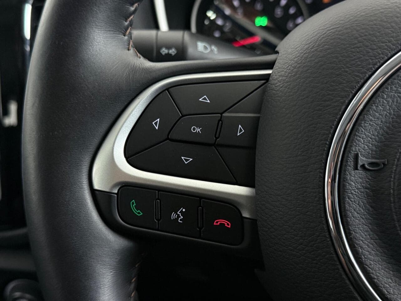 JEEP Compass thumbnail Misc Controls