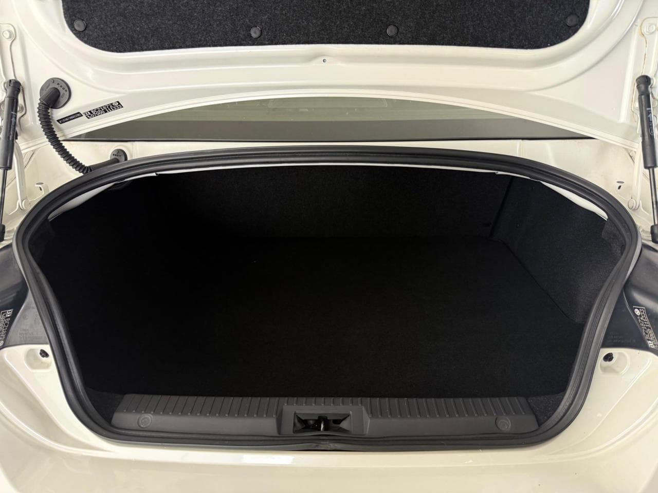 SUBARU BRZ thumbnail Boot