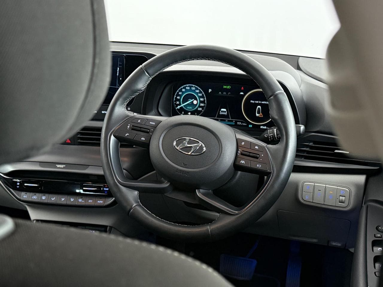 HYUNDAI i20 thumbnail Steering Wheel