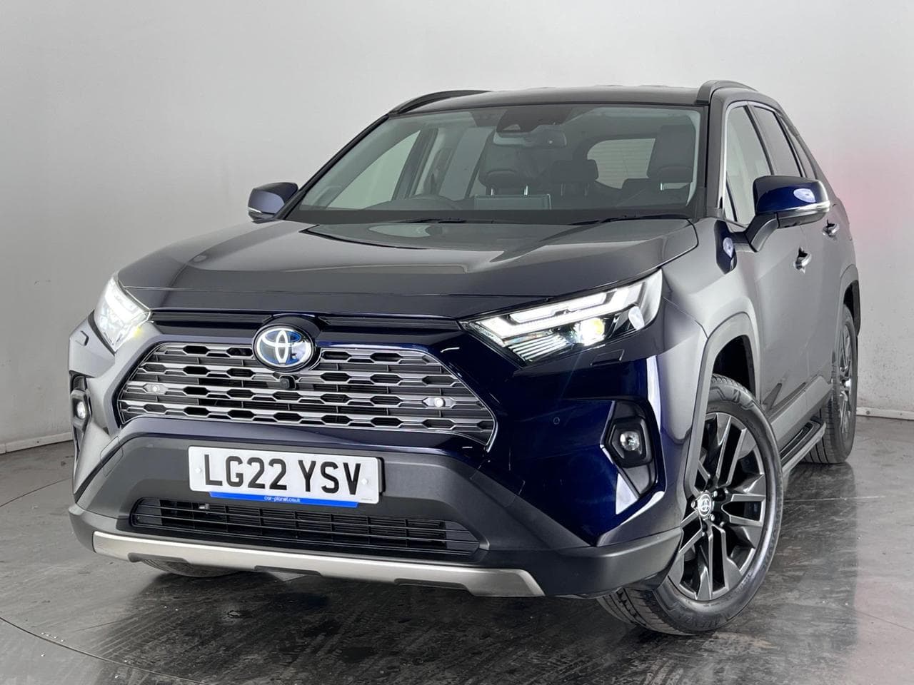 TOYOTA RAV4 thumbnail Front Left