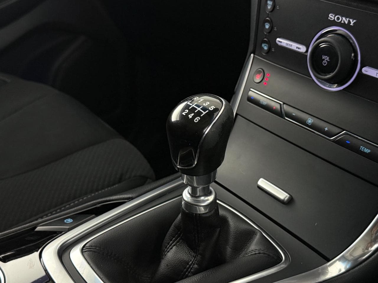 FORD Edge thumbnail Interior Front