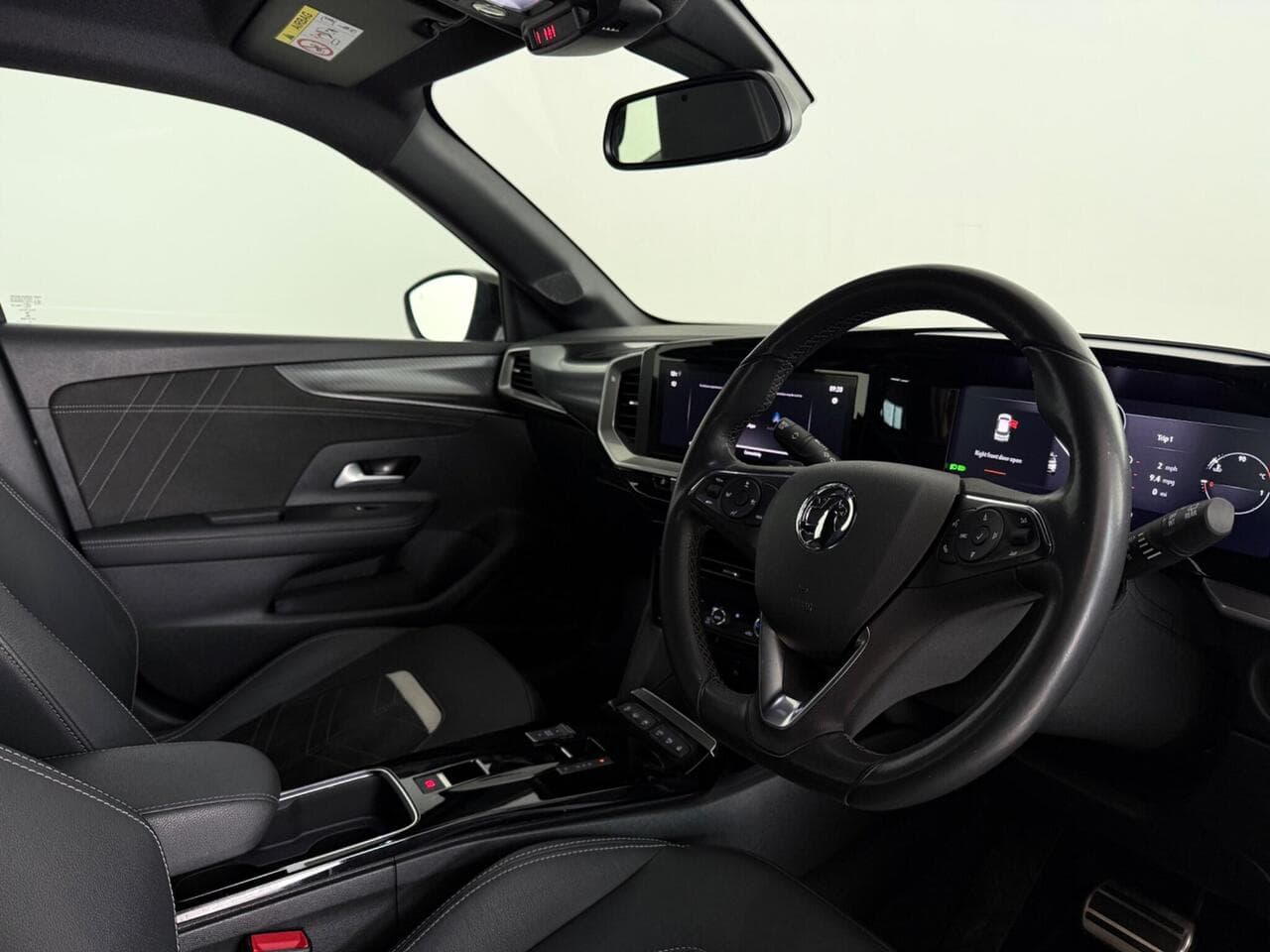 VAUXHALL Mokka thumbnail Interior Front