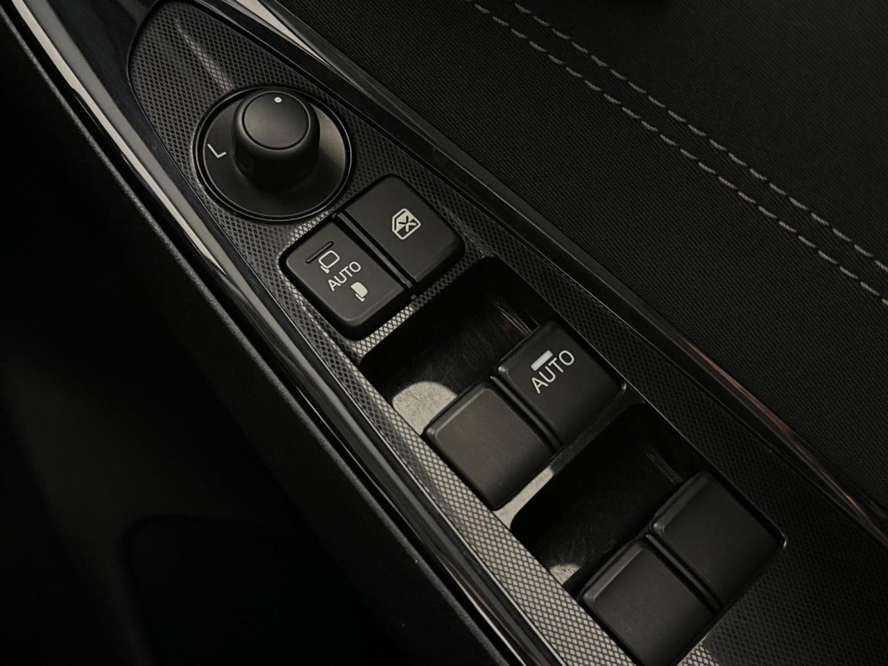 MAZDA 2 thumbnail Misc Controls