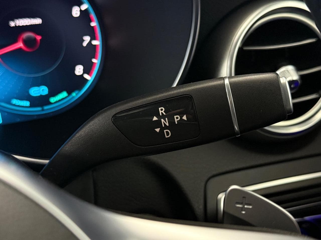 MERCEDES-BENZ C-Class thumbnail Misc Controls