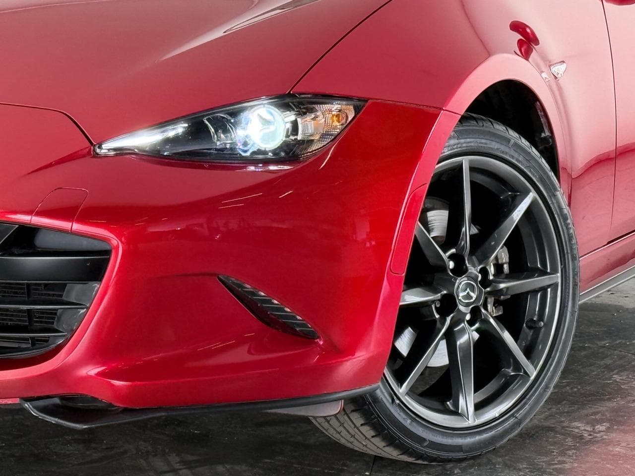 MAZDA MX-5 thumbnail Lights Front