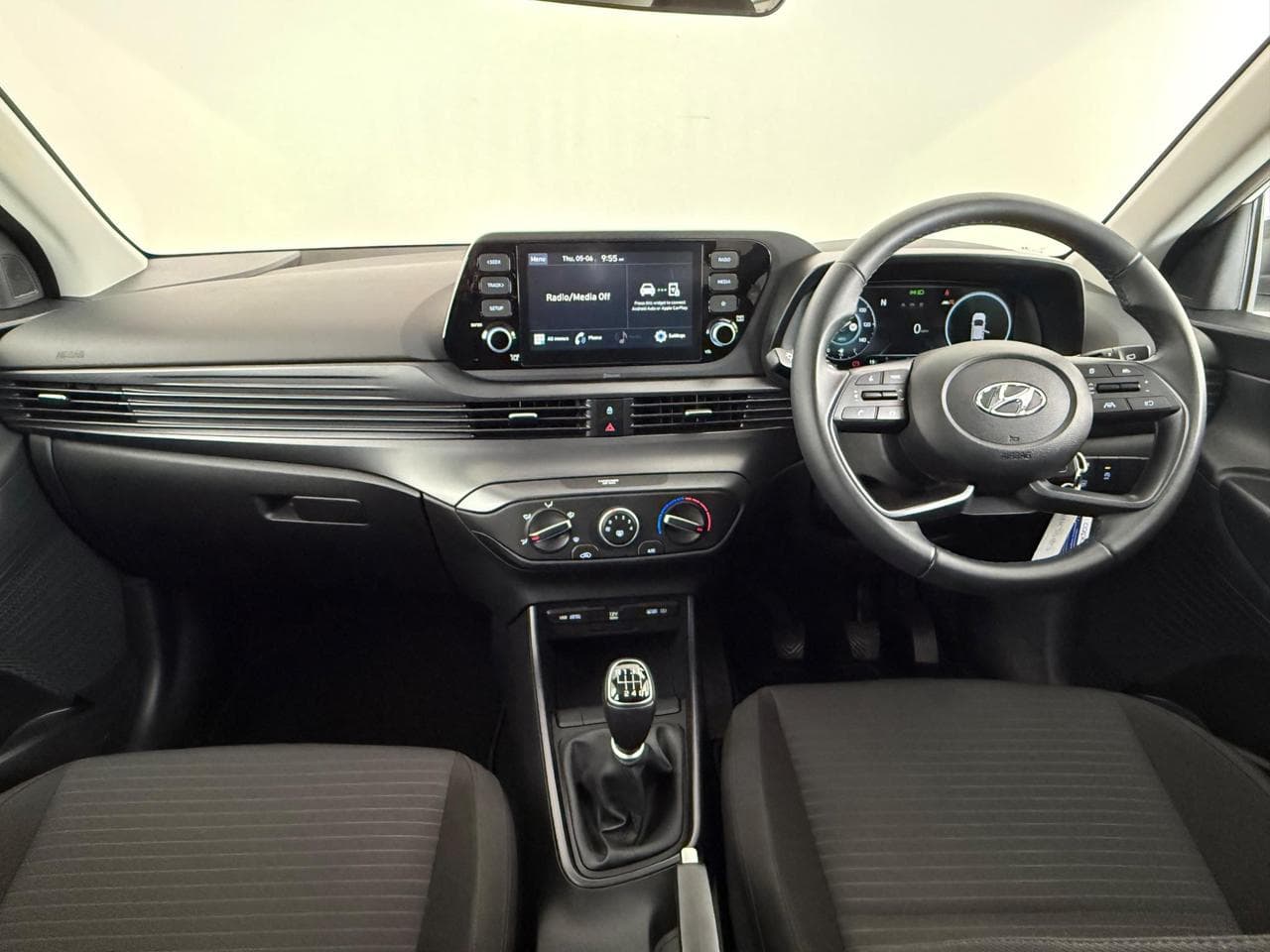 HYUNDAI i20 thumbnail Interior Front