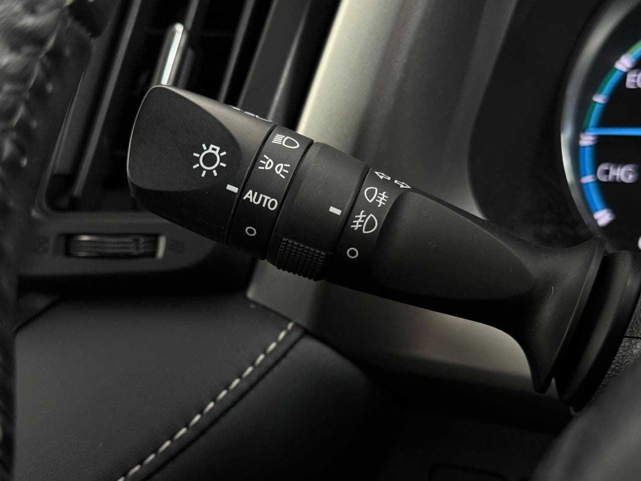 TOYOTA RAV4 thumbnail Misc Controls