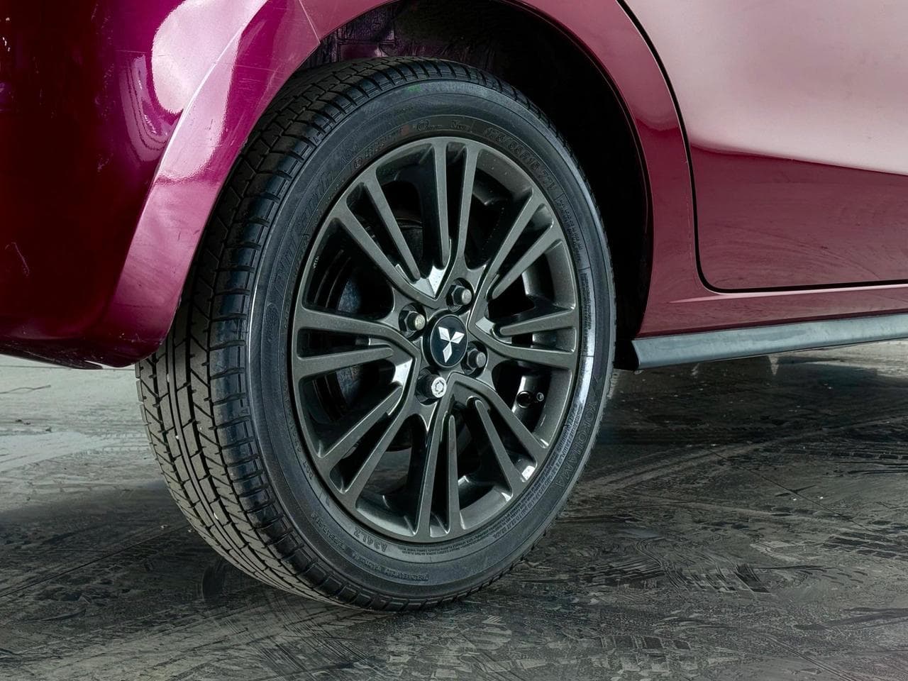 MITSUBISHI MIRAGE thumbnail Wheel