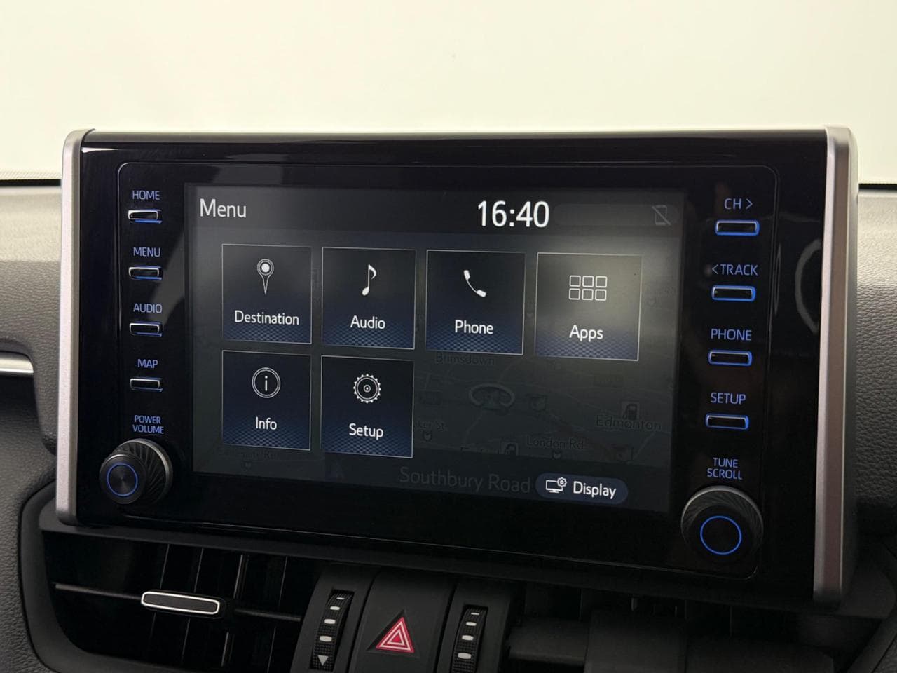 TOYOTA RAV4 thumbnail Infotainment System