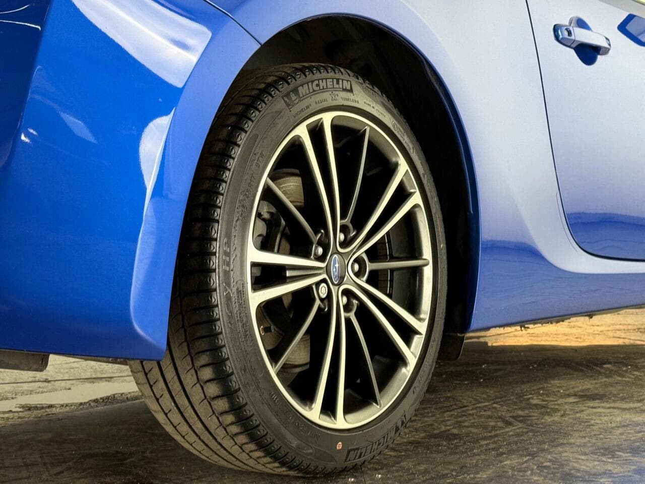 SUBARU BRZ thumbnail Wheel
