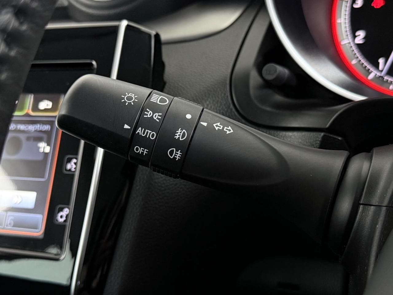 SUZUKI Swift thumbnail Misc Controls