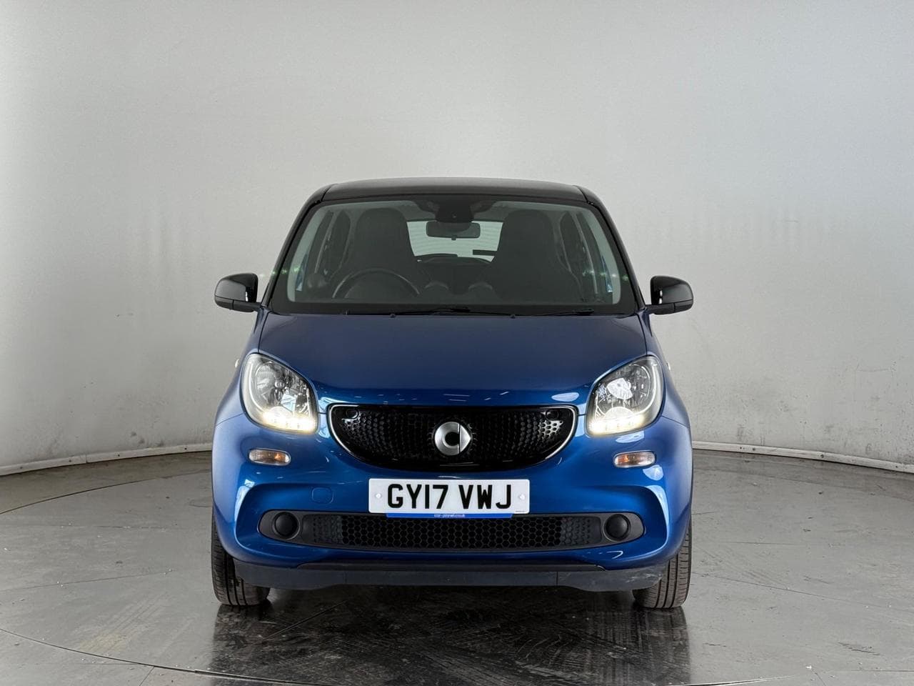 SMART forfour thumbnail Front