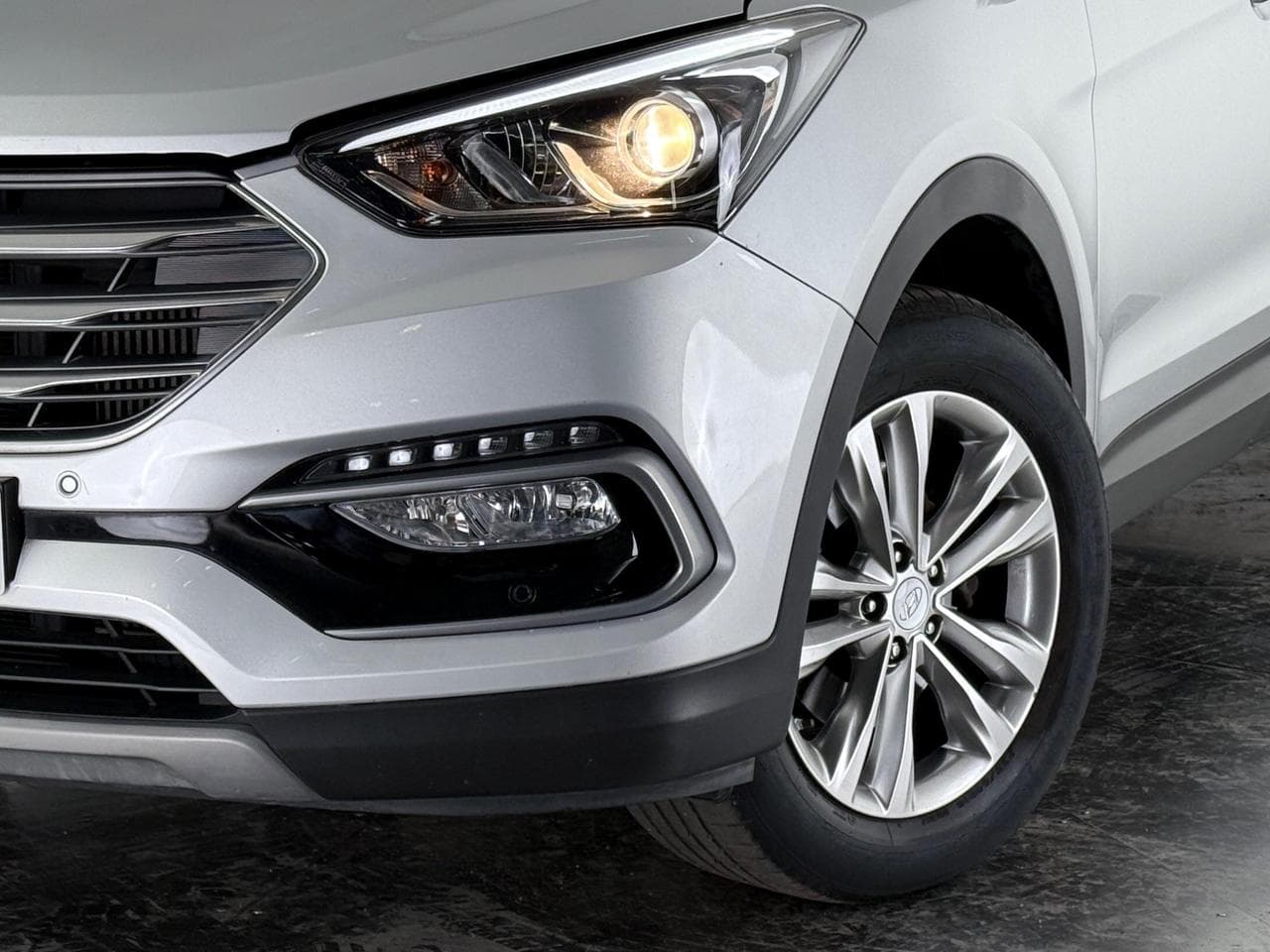 HYUNDAI Santa Fe thumbnail Inconclusive