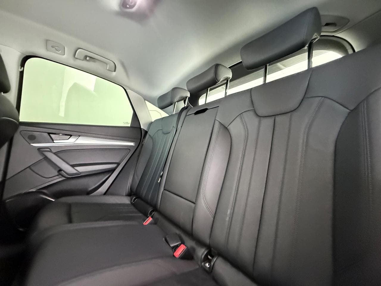 AUDI Q5 thumbnail Seats Rear