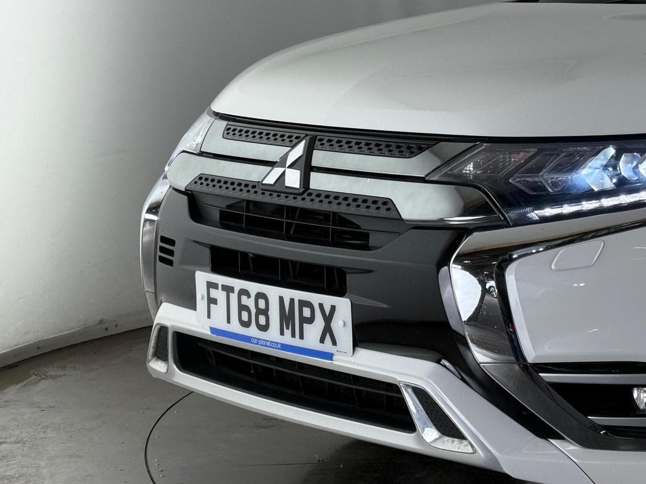 MITSUBISHI Outlander thumbnail Inconclusive