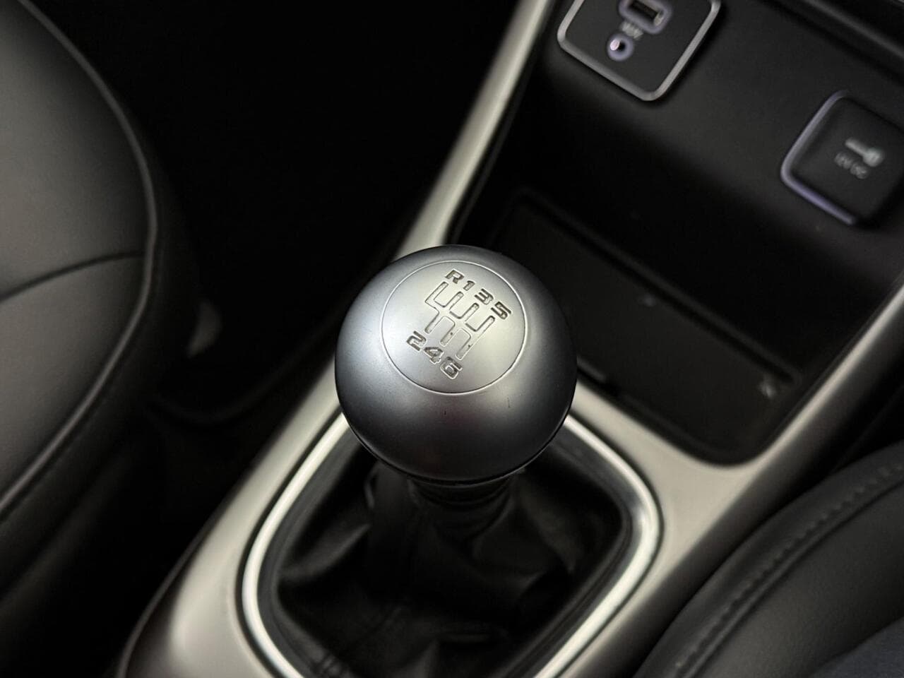 JEEP COMPASS thumbnail Interior Front