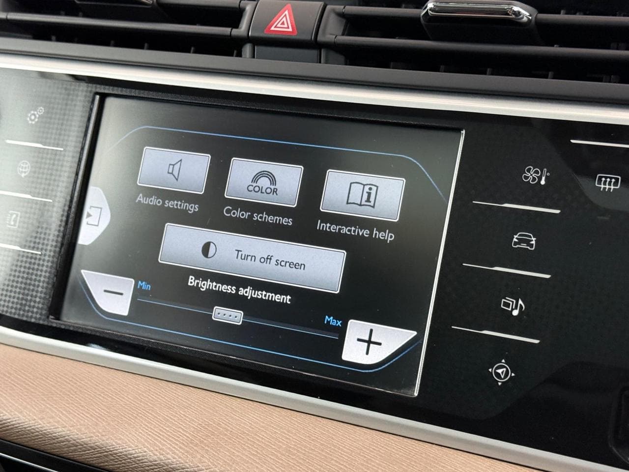 CITROEN C4 Picasso thumbnail Infotainment System
